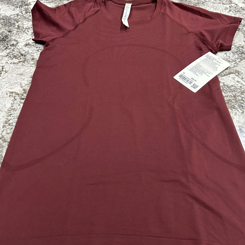 Lululemon Swiftly Tech Short-Sleeve Shirt 2.0 (size 10j NWT